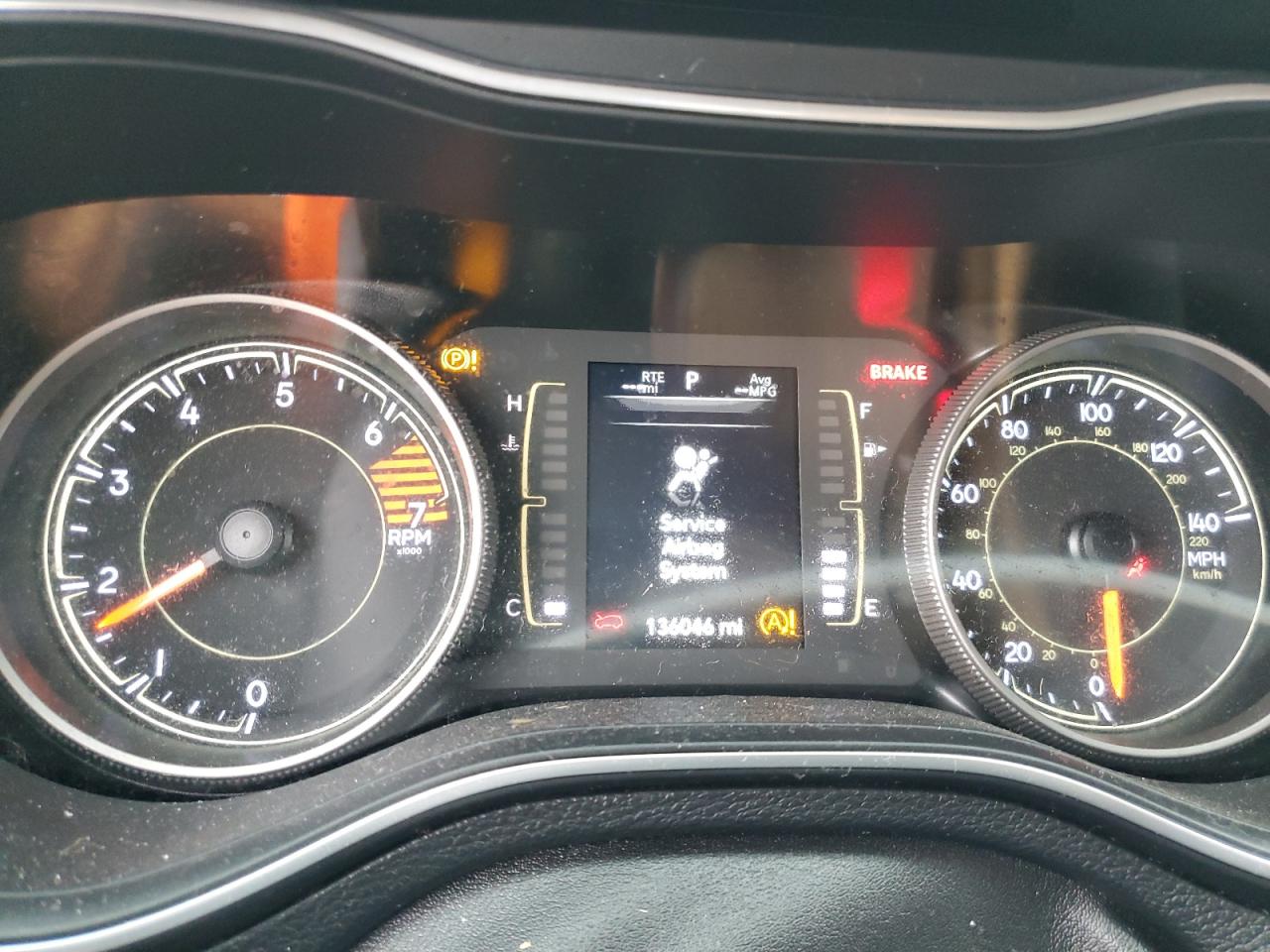 2019 Jeep Grand Cherokee - Image 9