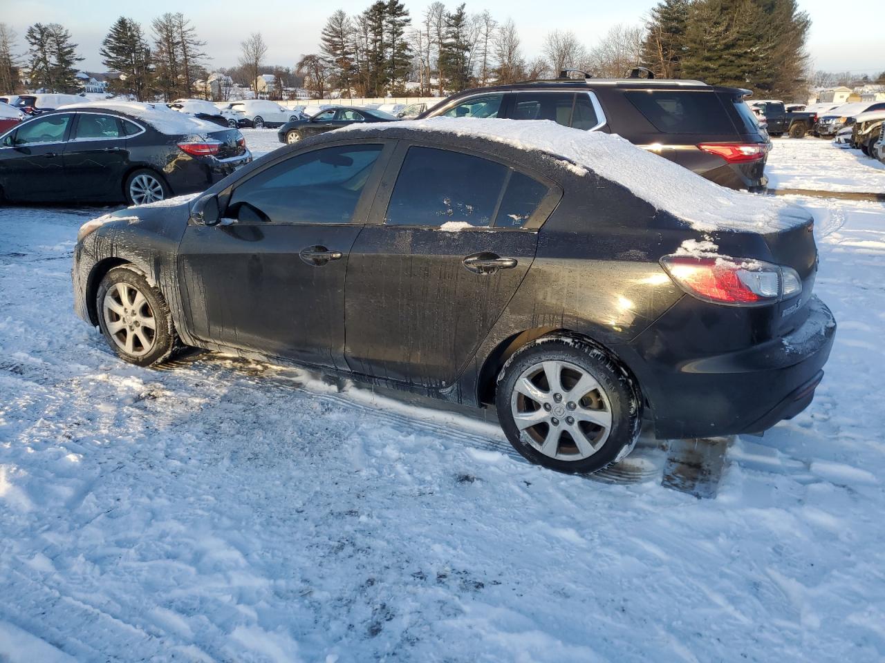 2010 Mazda 3 - Image 2