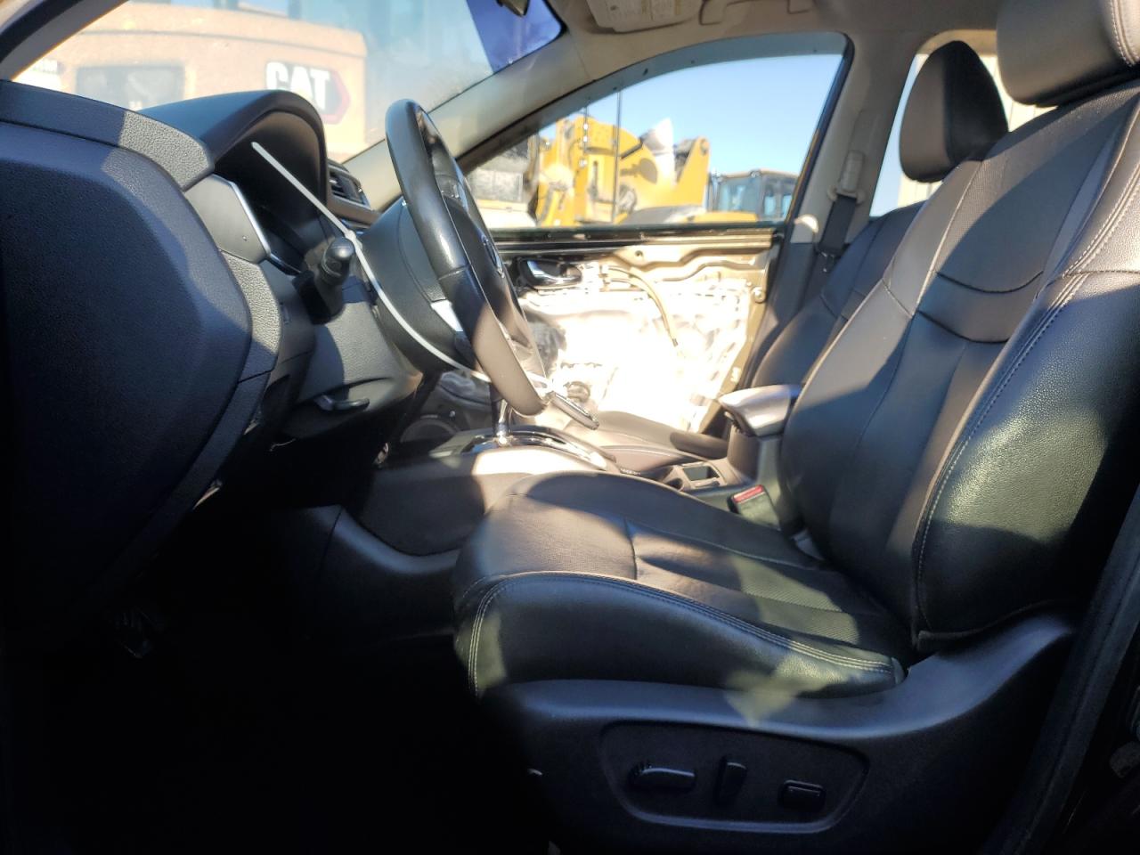 2015 Nissan Rogue - Image 7