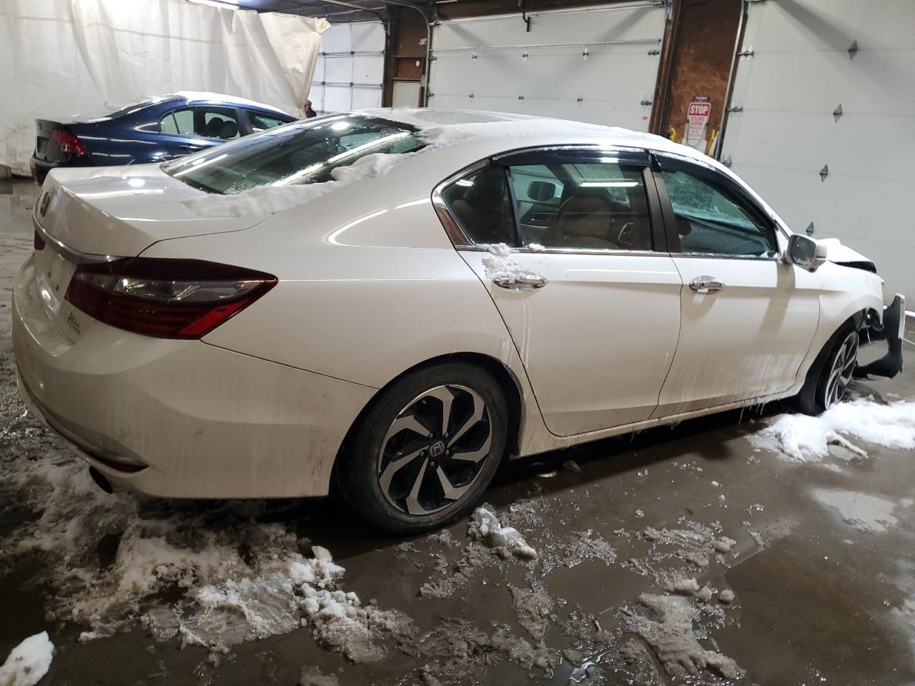 2016 Honda Accord - Image 3