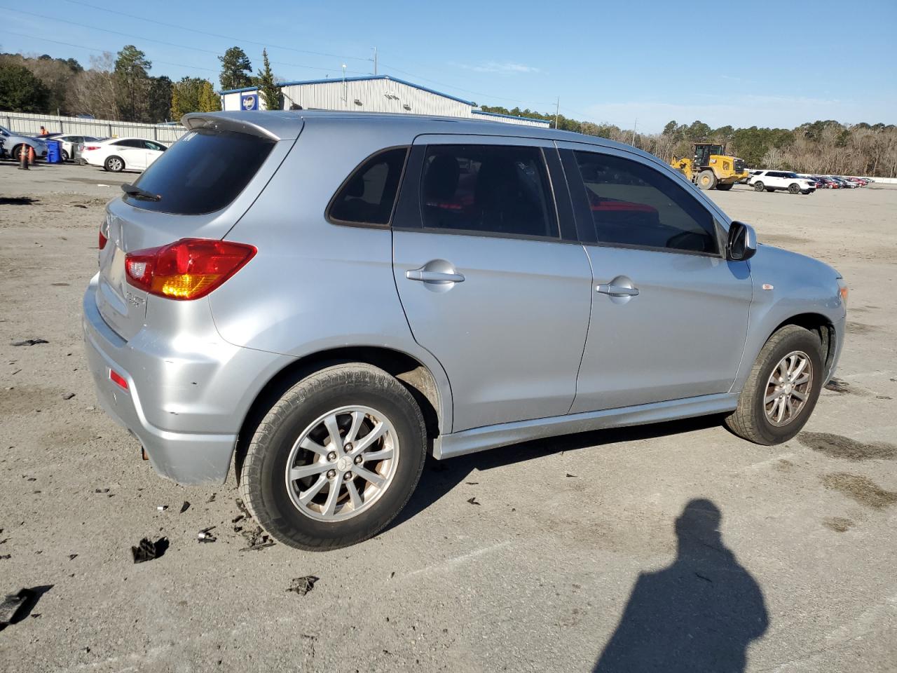 2012 Mitsubishi Outlander - Image 3