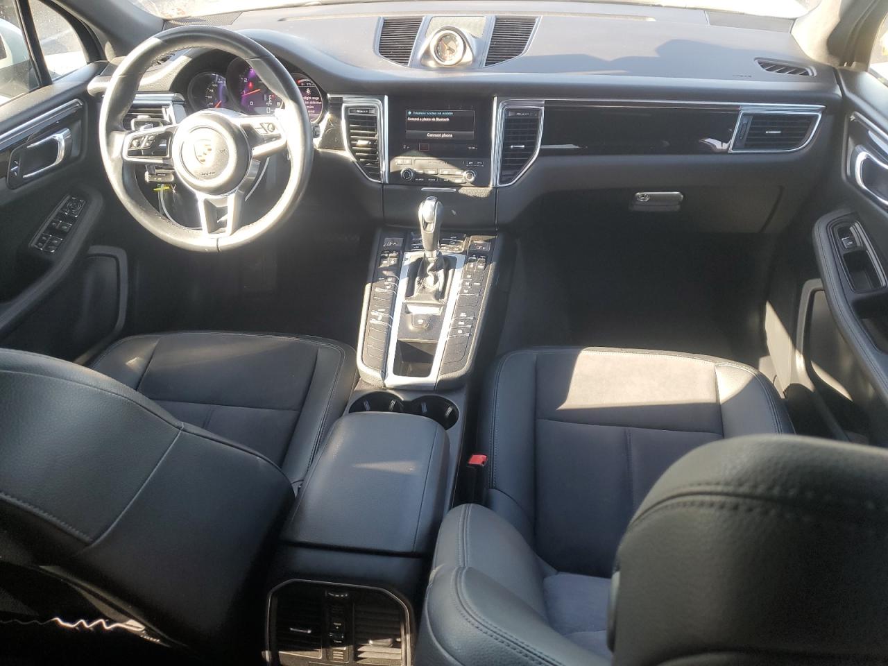 2018 Porsche Macan - Image 8