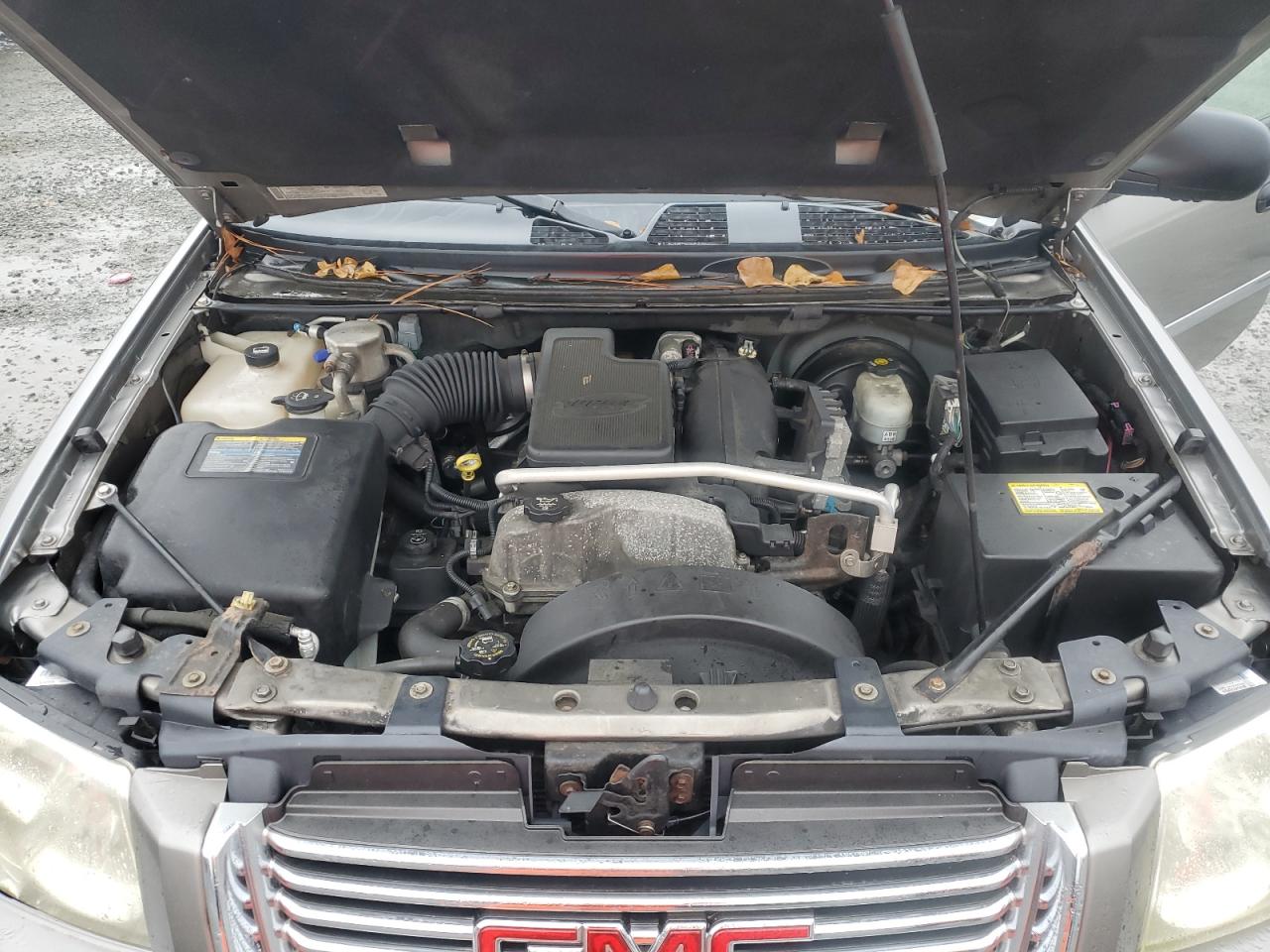 2006 GMC Envoy - Image 12