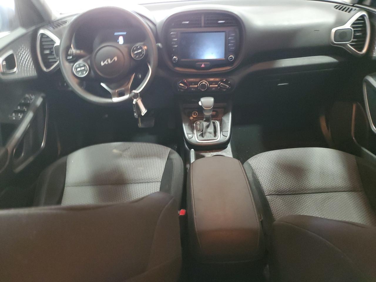 2023 Kia Soul - Image 8