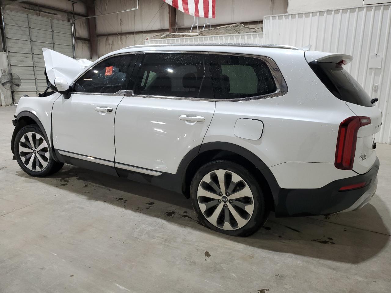 2020 Kia Telluride - Image 2