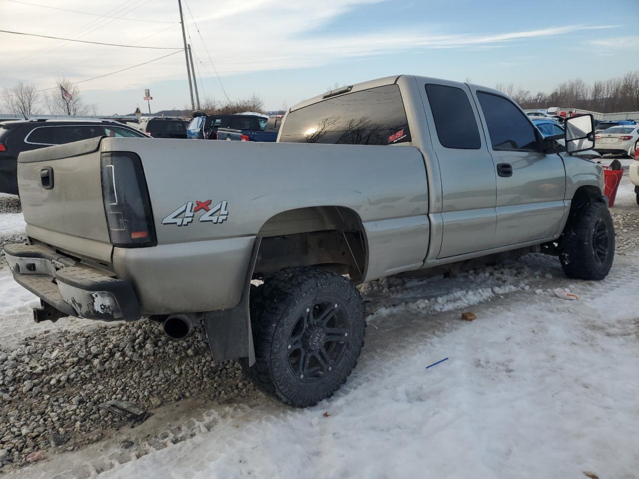 2002 Chevrolet Silverado - Image 3