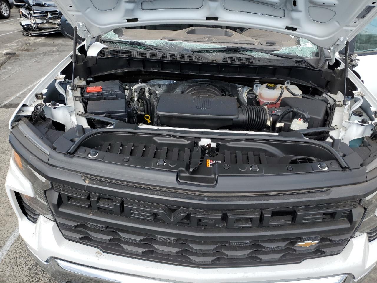 2023 Chevrolet Silverado - Image 11