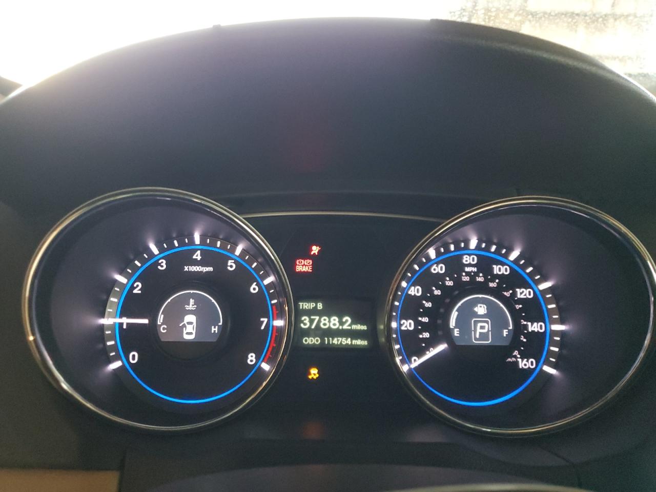 2014 Hyundai Sonata - Image 9
