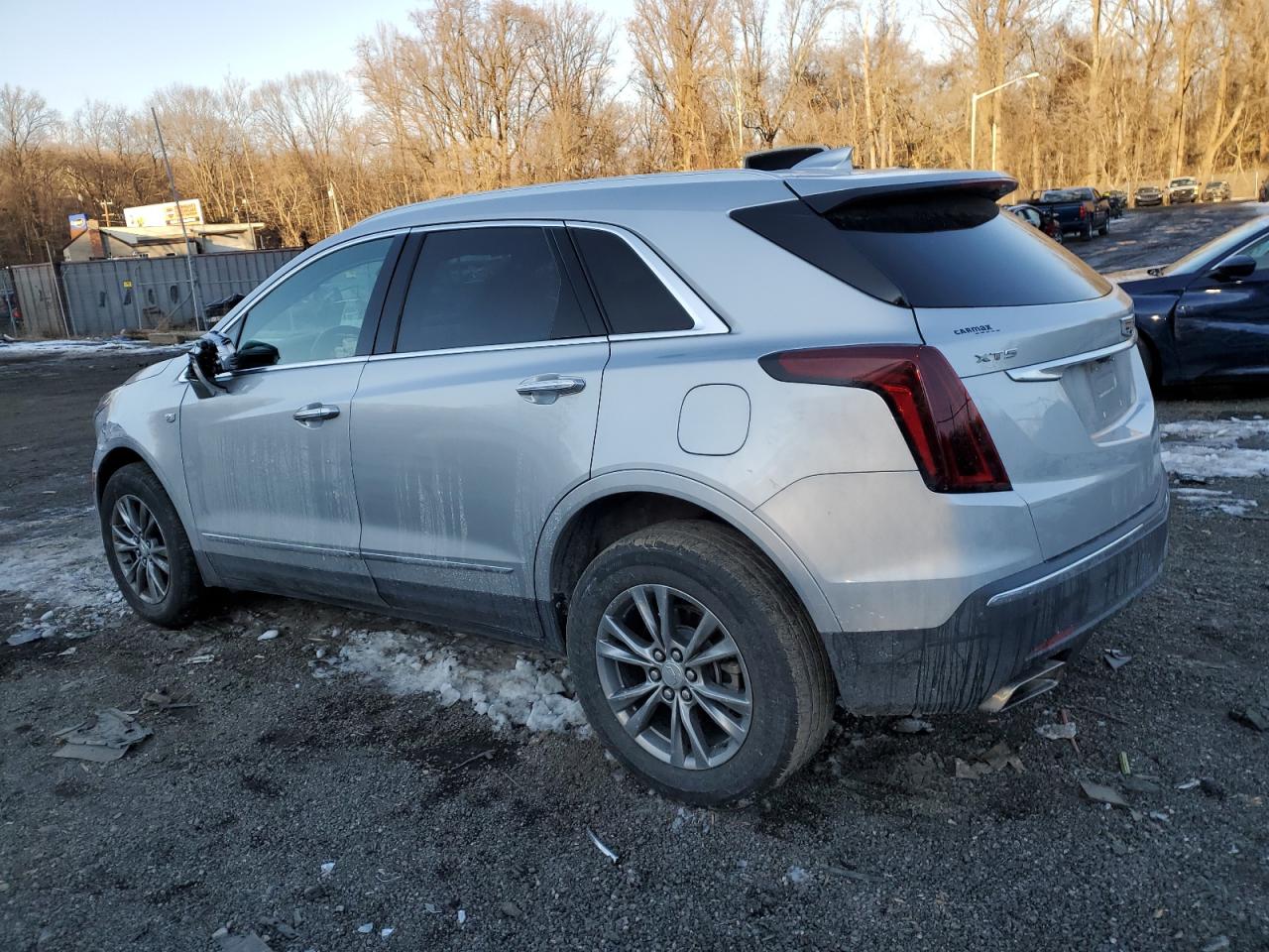 2020 Cadillac XT5 - Image 2