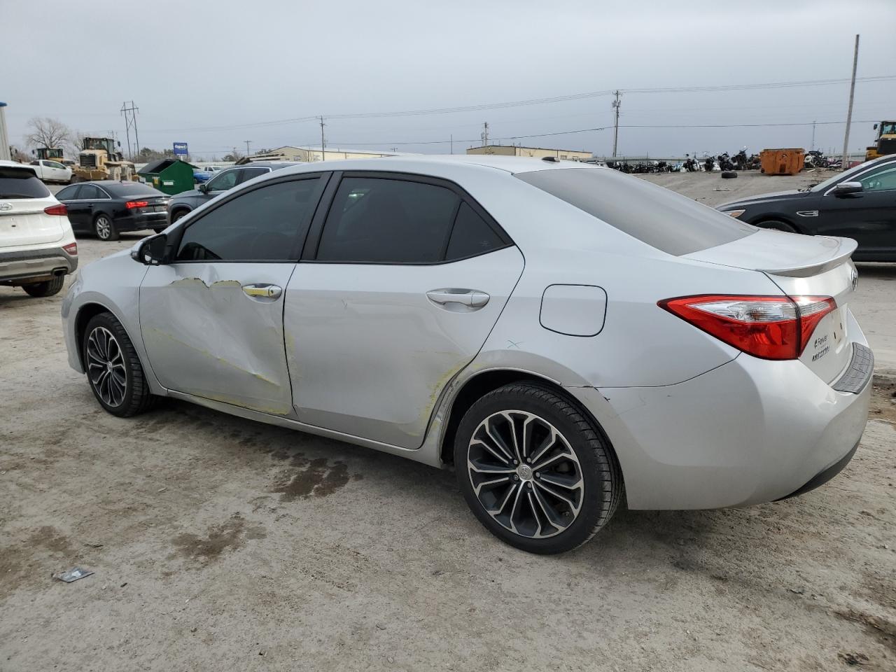 2015 Toyota Corolla - Image 2