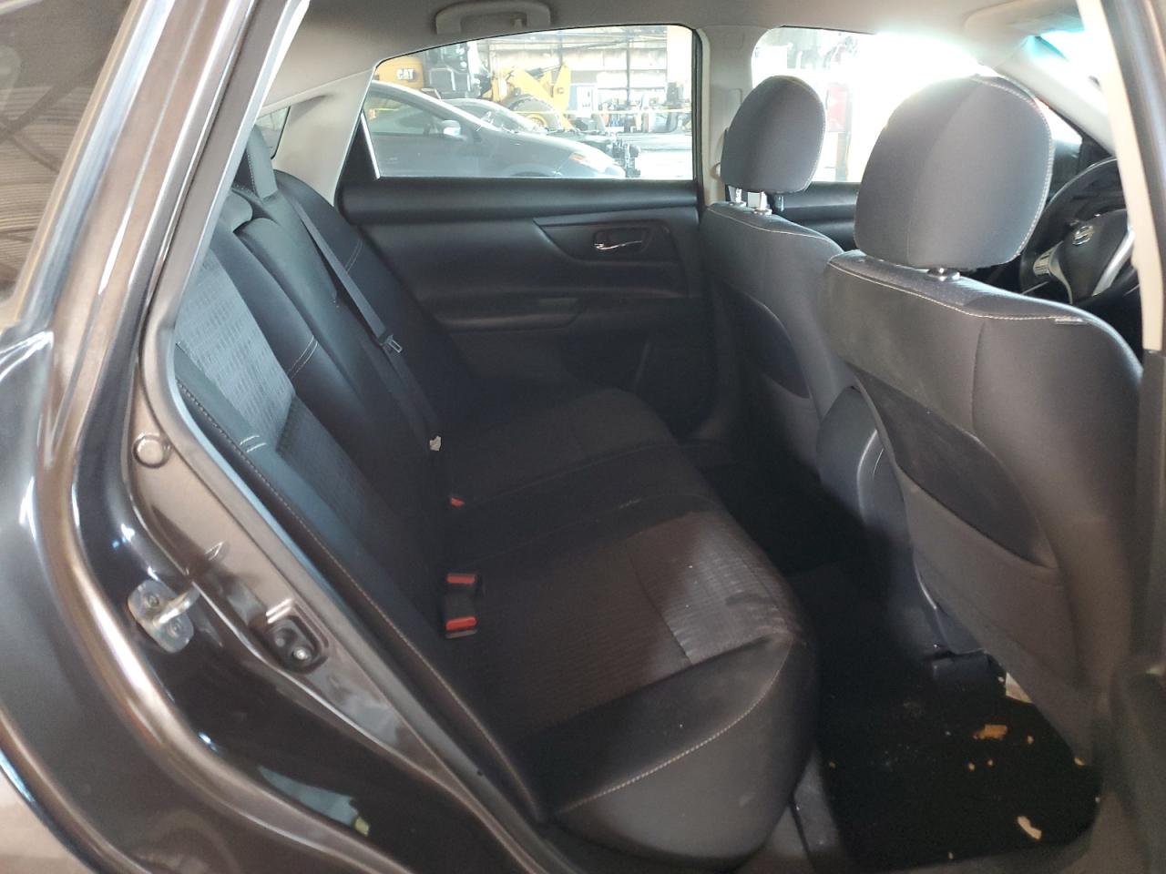 2016 Nissan Altima - Image 10