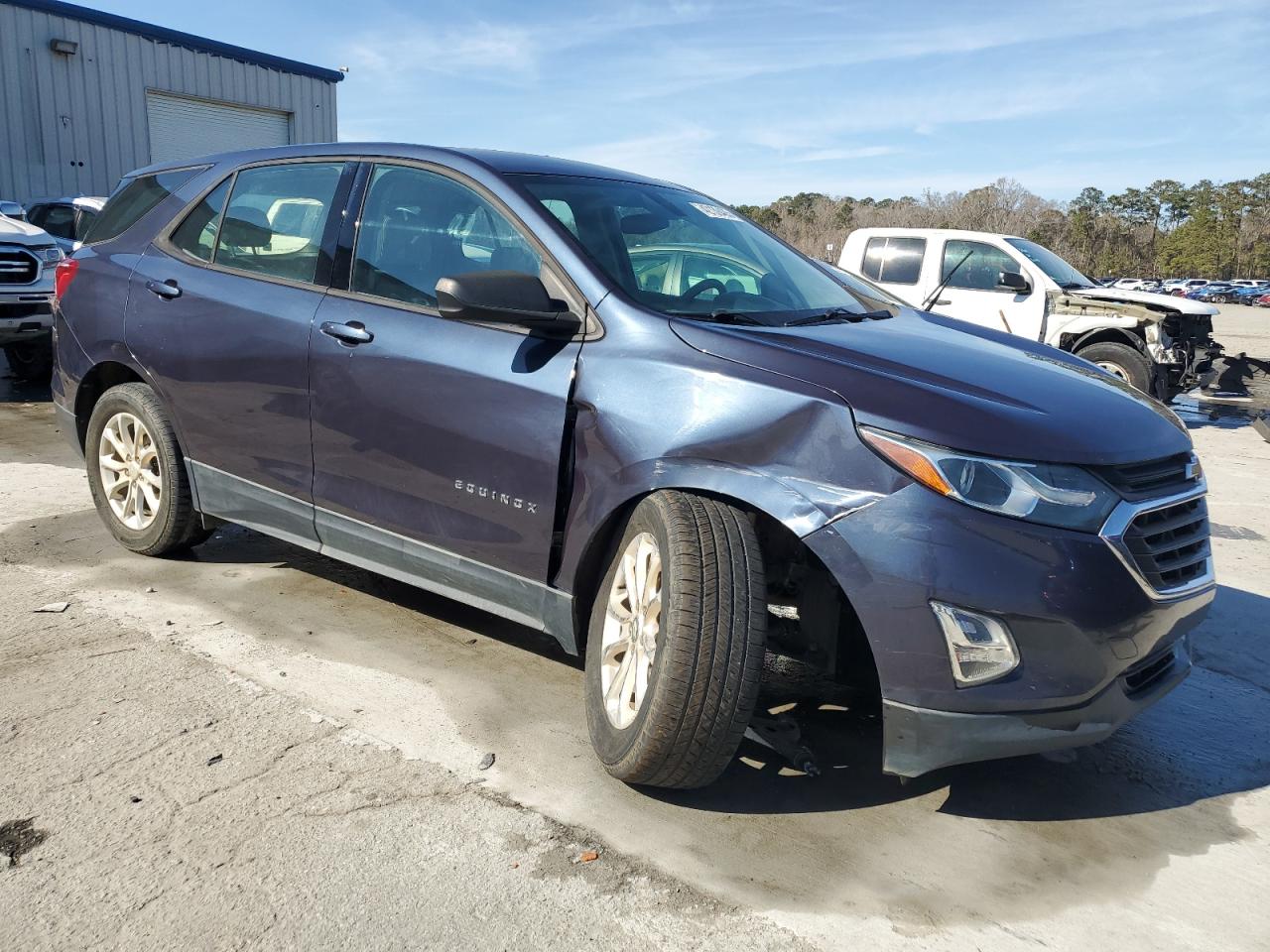 2018 Chevrolet Equinox - Image 4