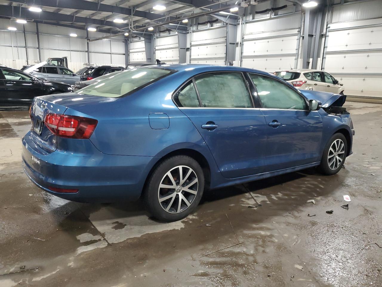 2017 Volkswagen Jetta - Image 3