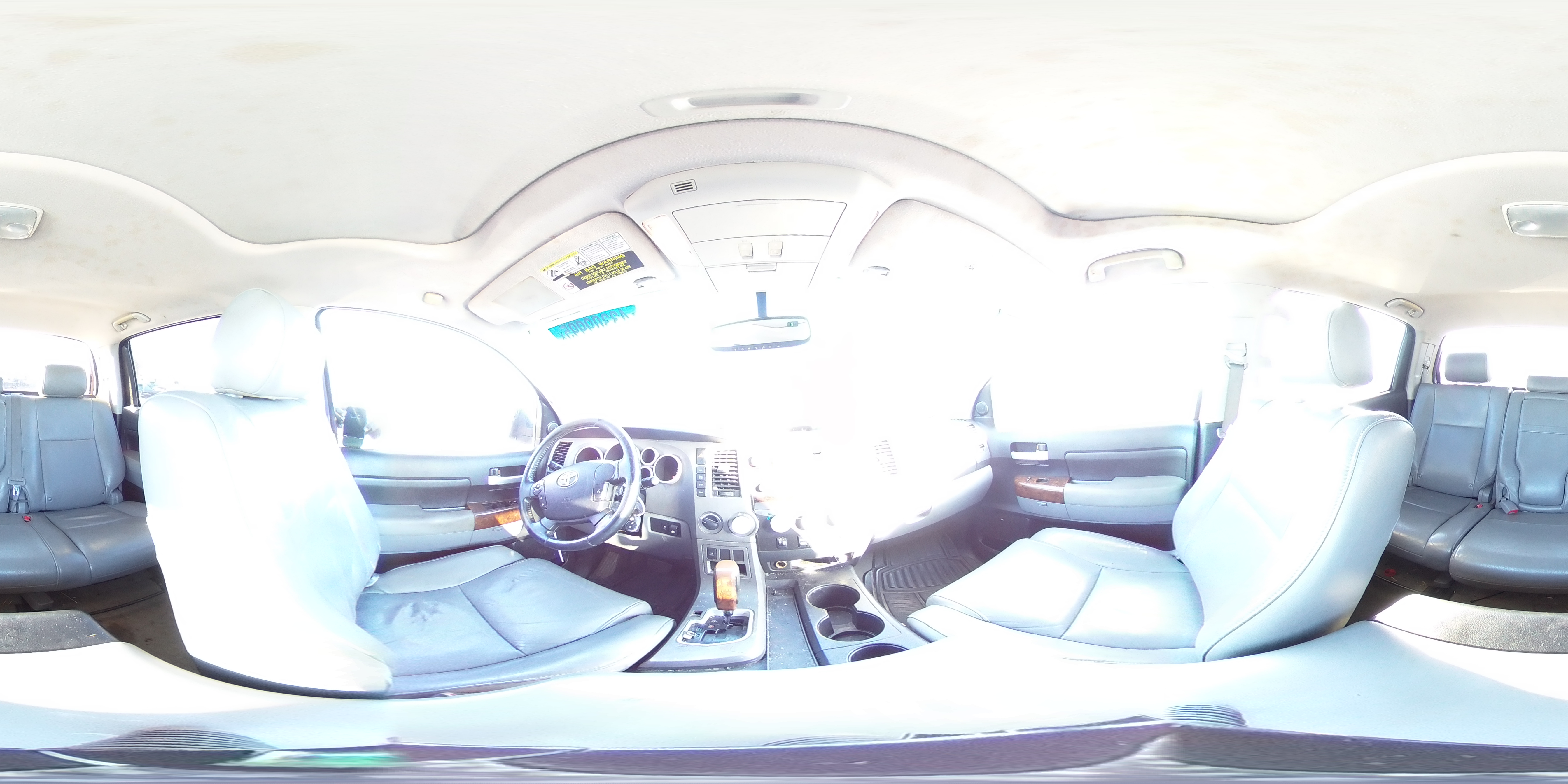 2010 Toyota Tundra - Image 13