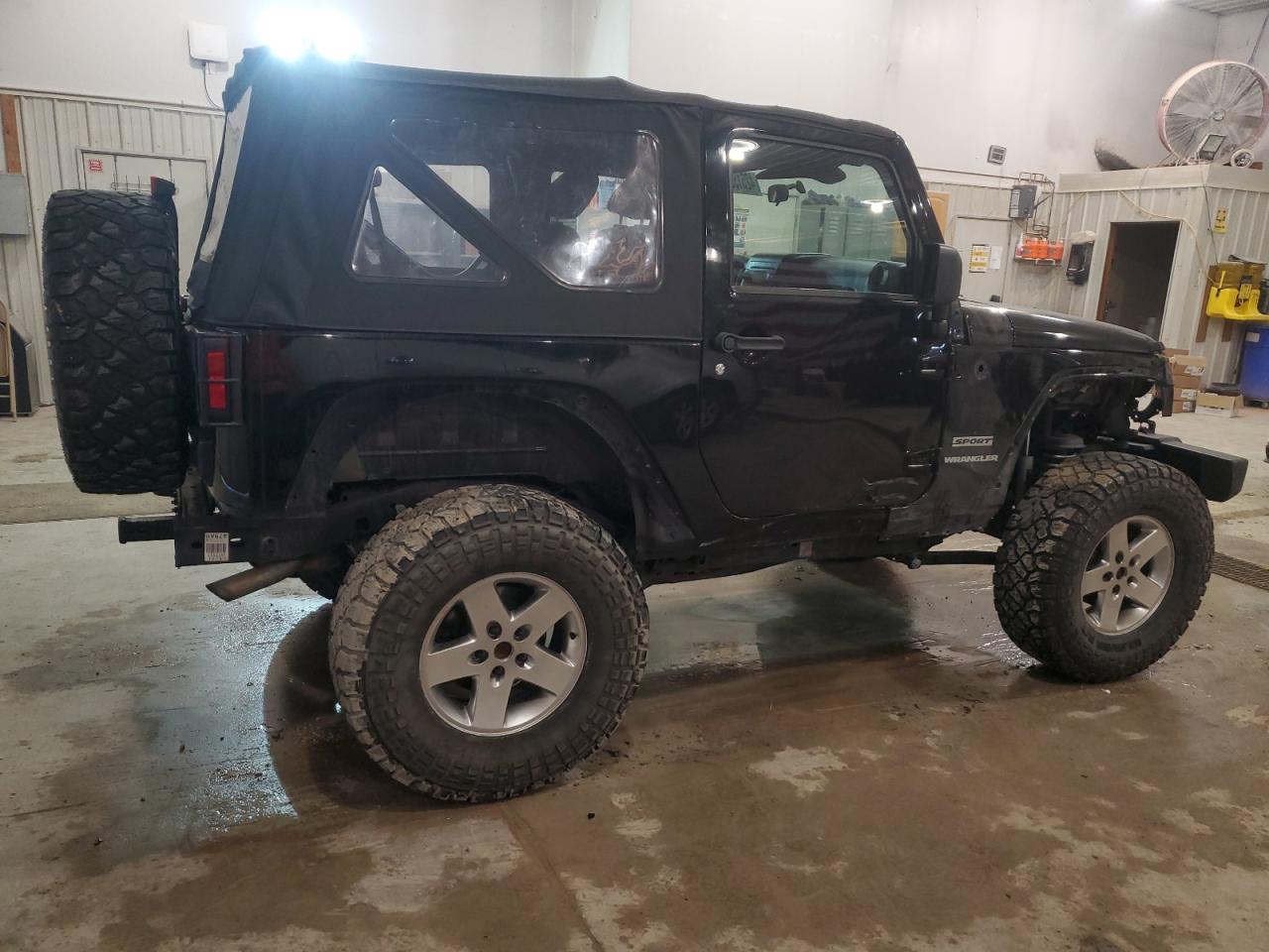 2012 Jeep Wrangler - Image 3