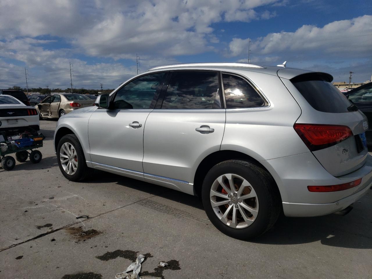 VIN WA1LFAFP8DA091311 2013 AUDI Q5 no.2