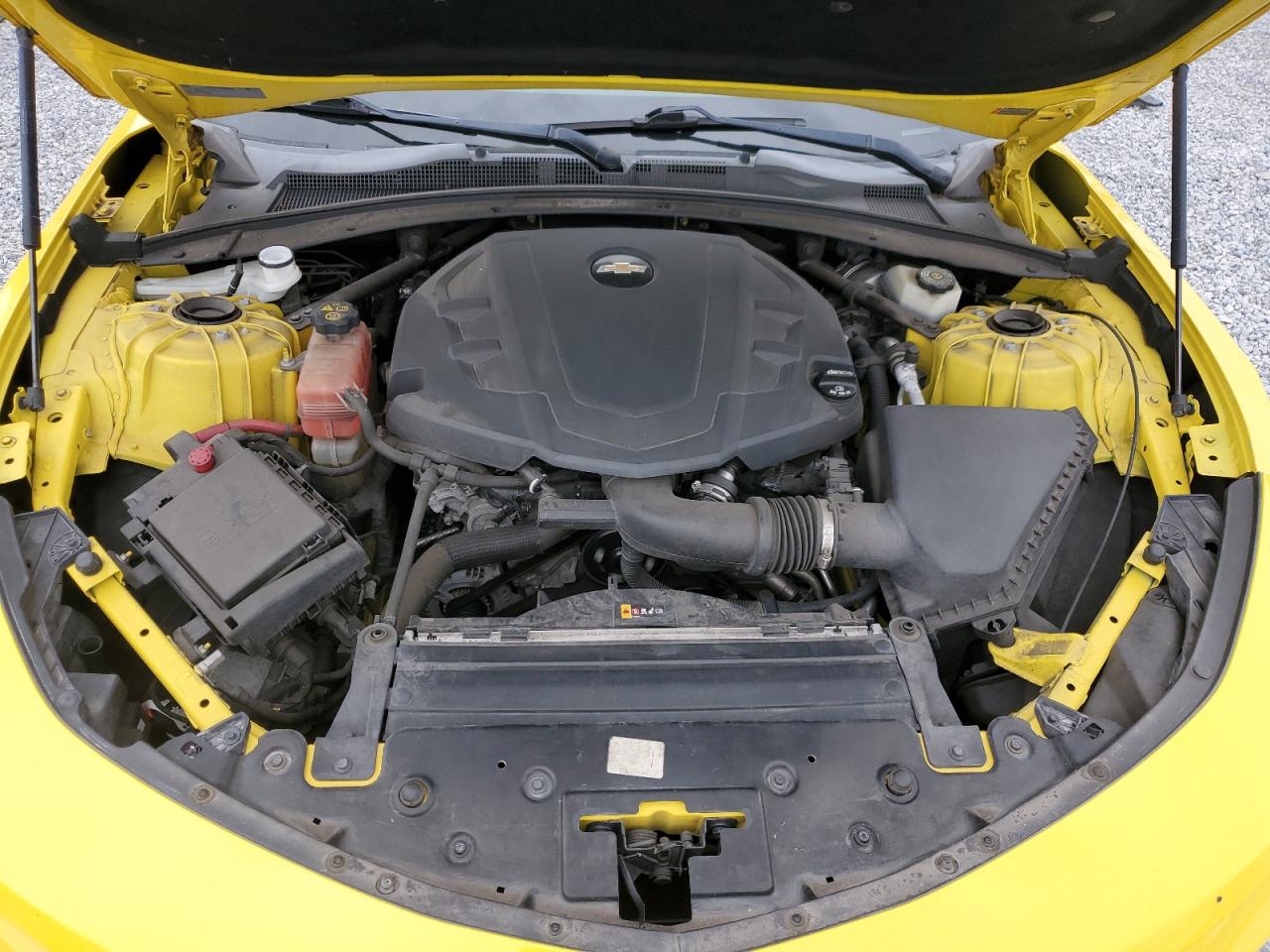 2016 Chevrolet Camaro - Image 12