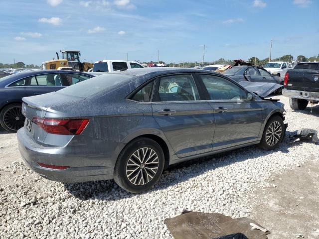 VOLKSWAGEN JETTA 2021 Серый
