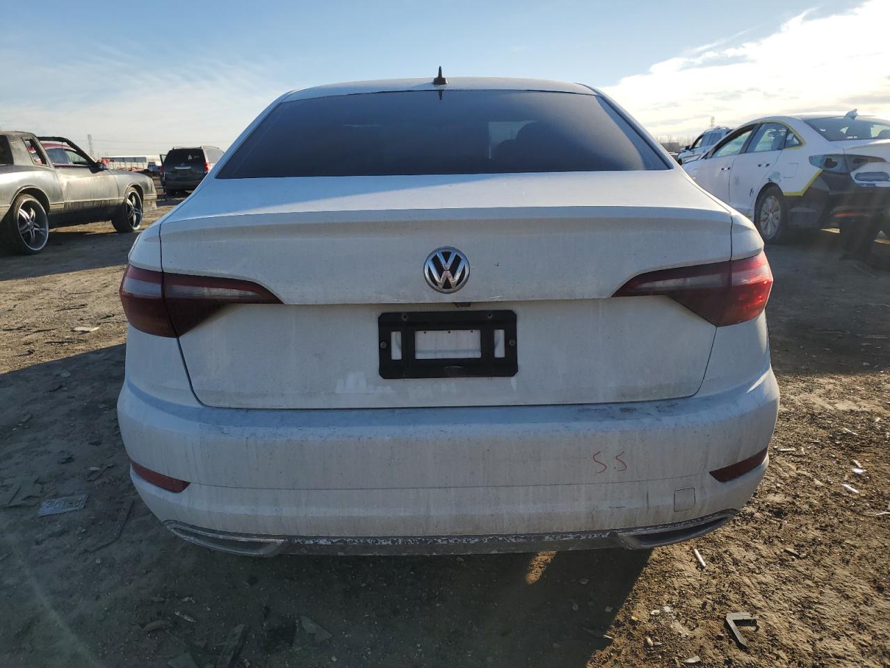 2019 Volkswagen Jetta - Image 6