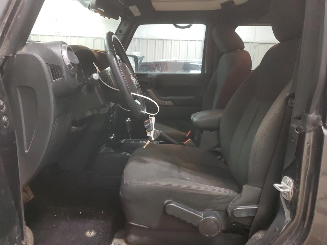 2017 Jeep Wrangler - Image 7