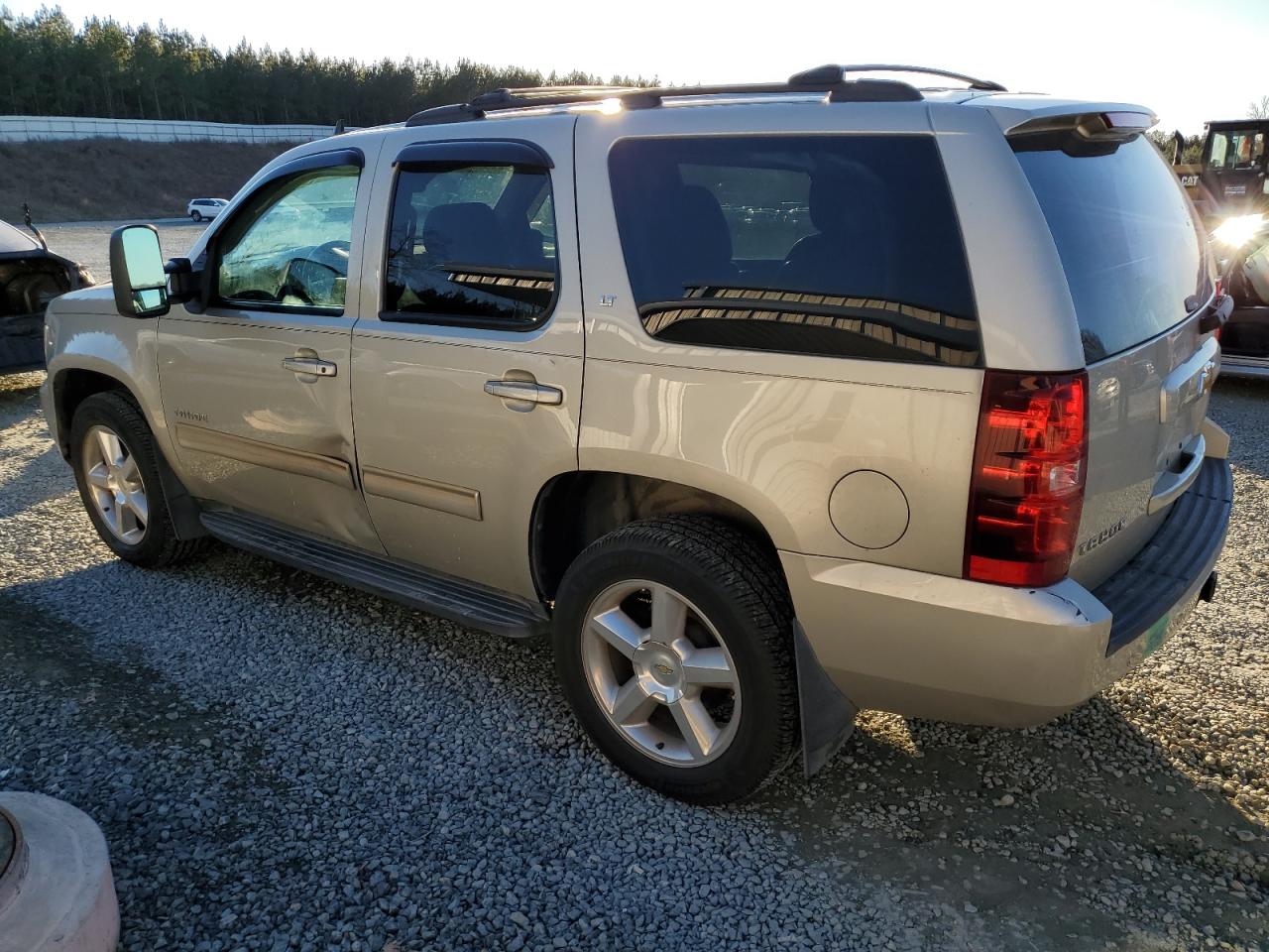 2014 Chevrolet Tahoe - Image 2