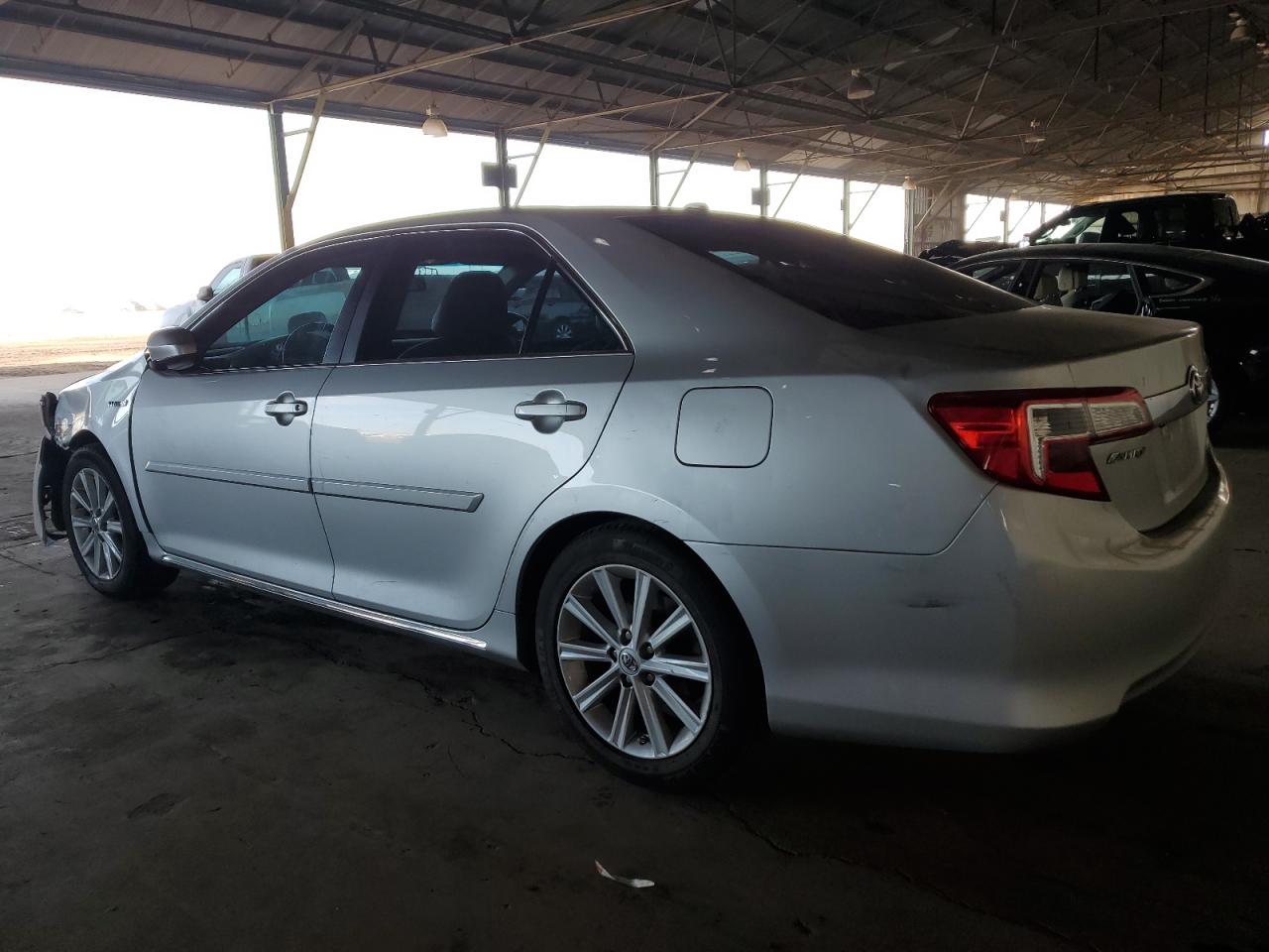 2013 Toyota Camry - Image 2
