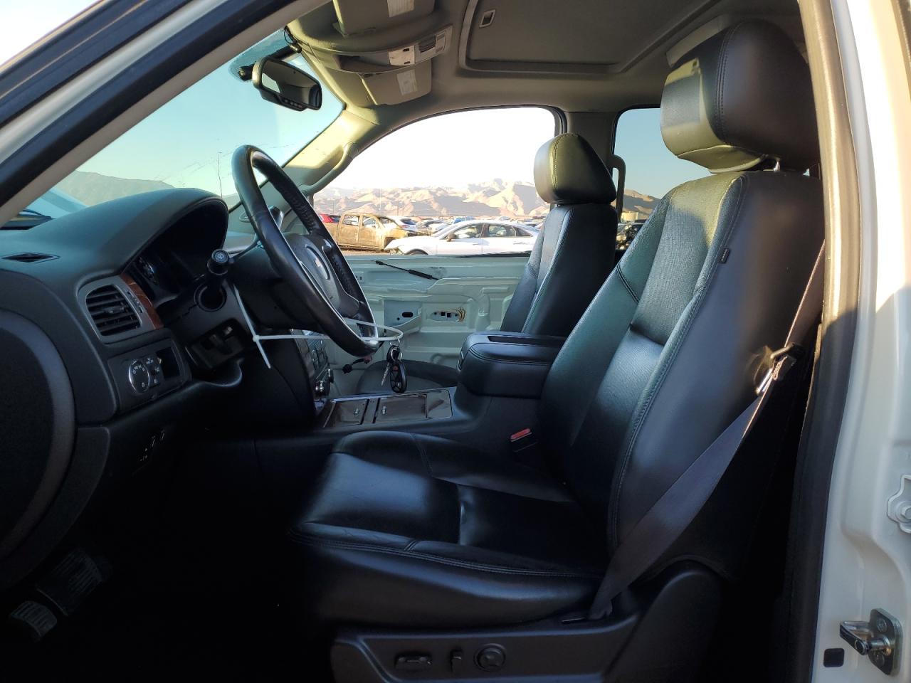 2014 Chevrolet Tahoe - Image 7