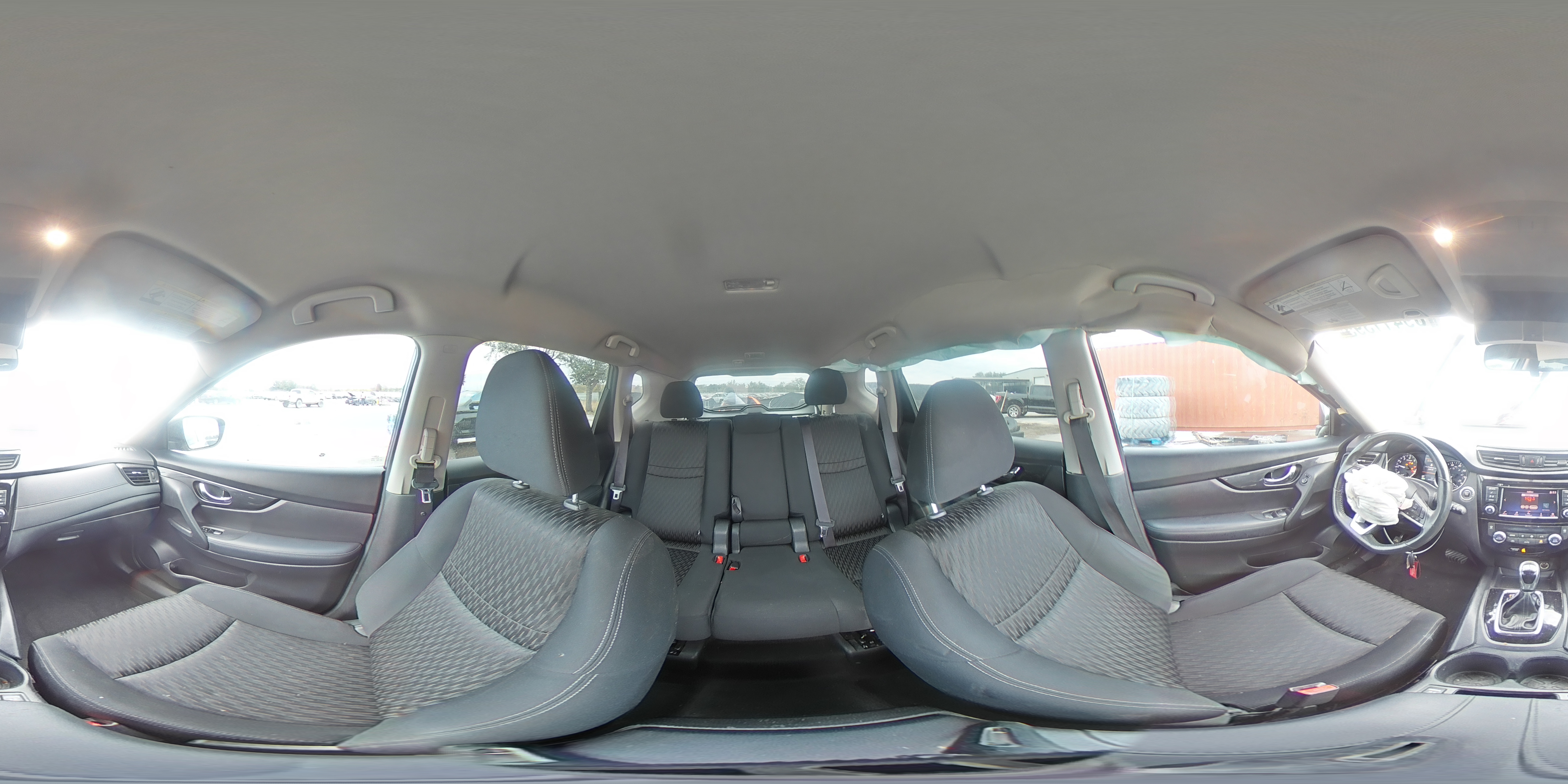 2018 Nissan Rogue - Image 14