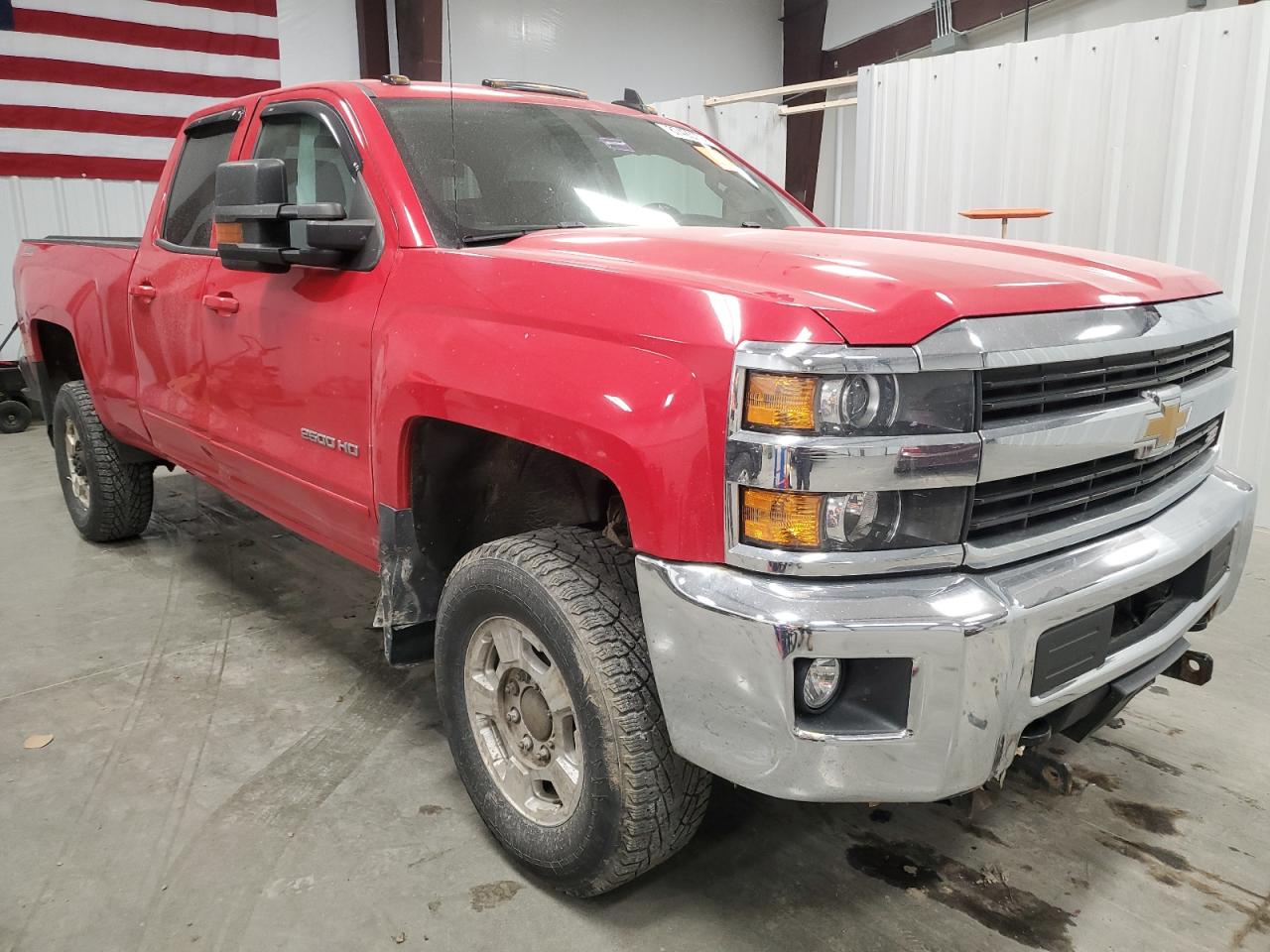 2015 Chevrolet Silverado - Image 4