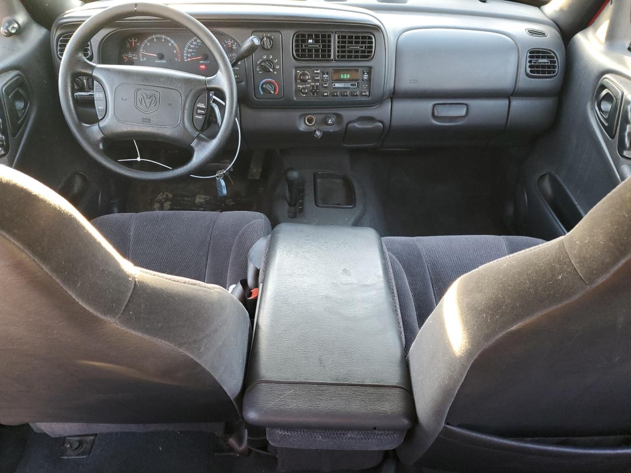 2000 Dodge Dakota - Image 8