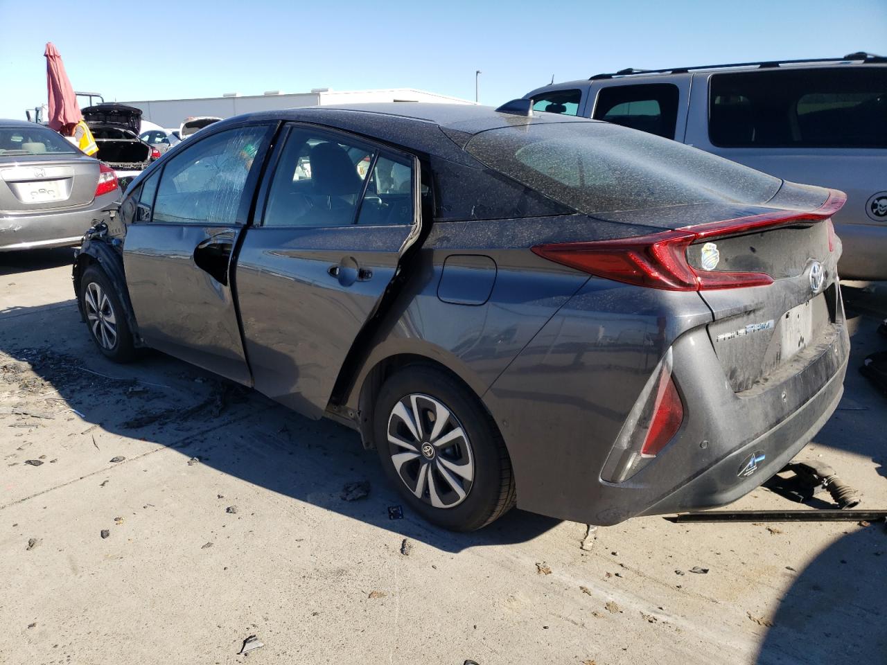 2017 Toyota Prius - Image 2