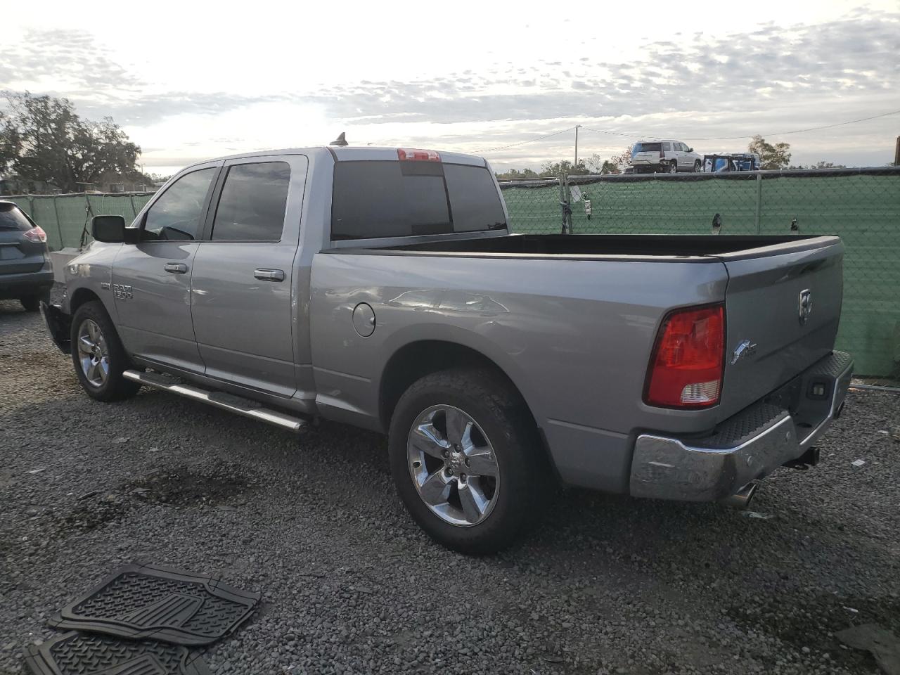 2019 RAM 1500 - Image 2