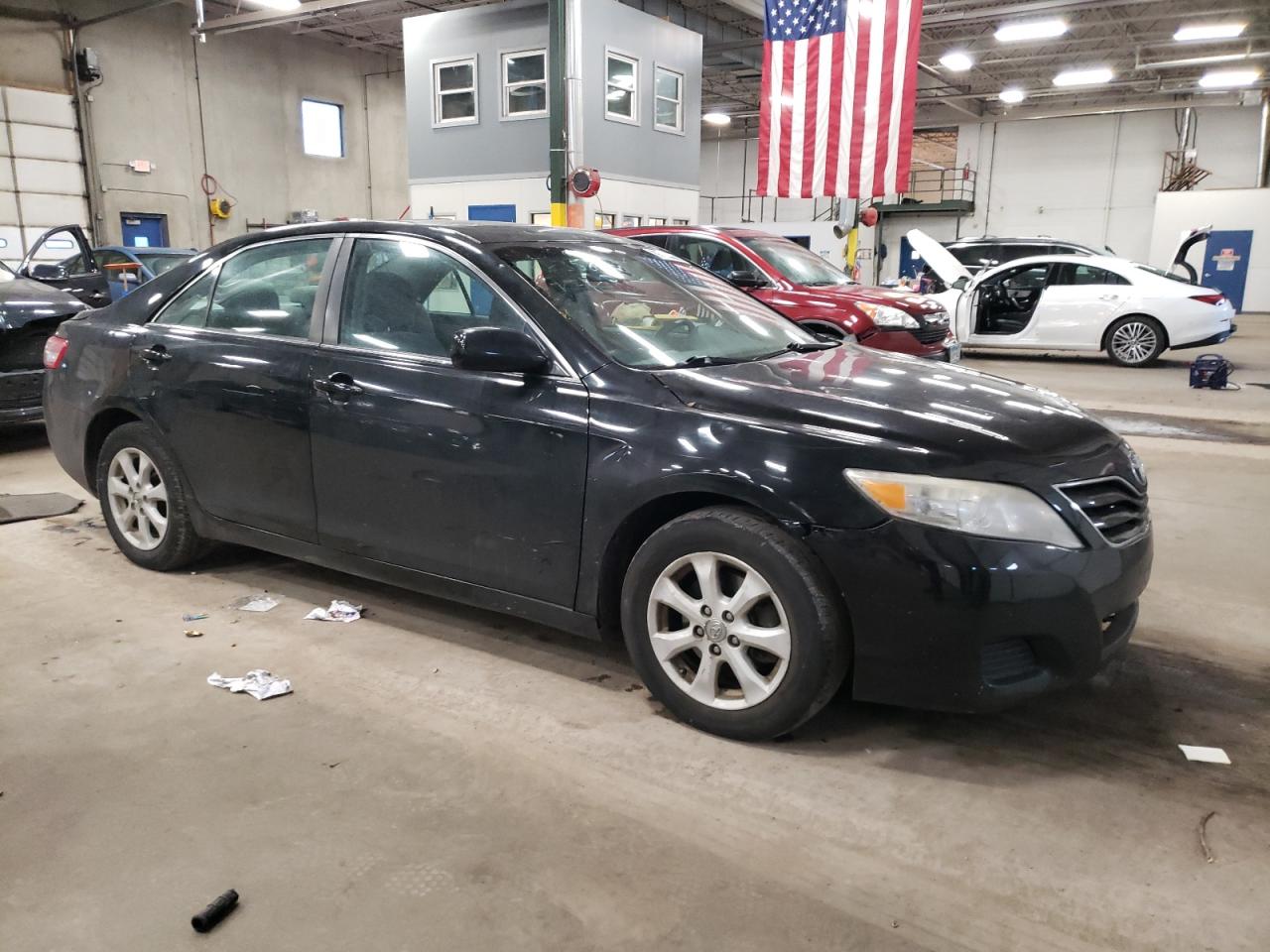 2011 Toyota Camry - Image 4