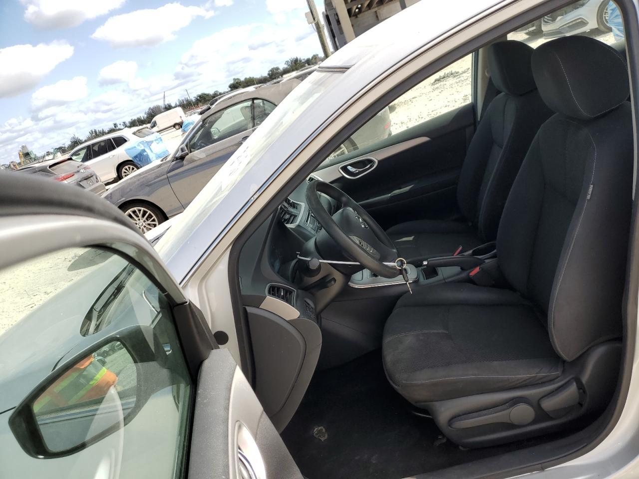 2015 Nissan Sentra - Image 7