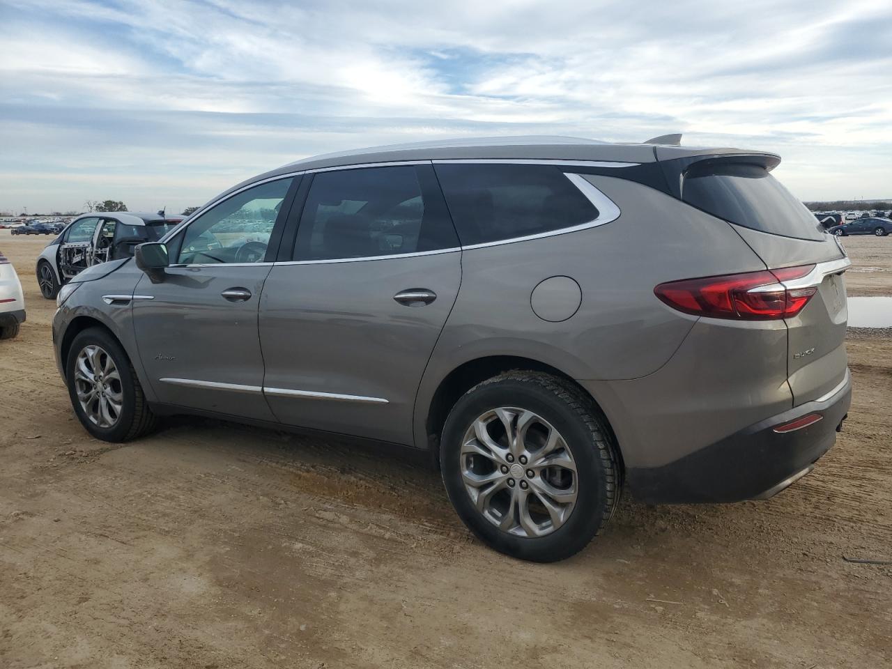 2018 Buick Enclave - Image 2