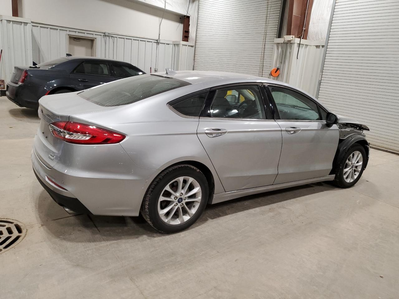 2020 Ford Fusion - Image 3