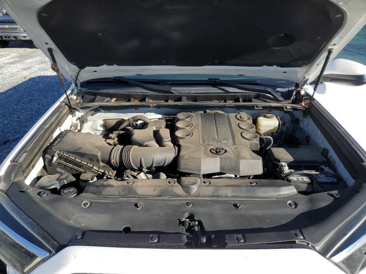 2018 Toyota 4Runner - Image 12