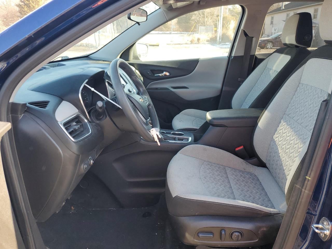 2022 Chevrolet Equinox - Image 7