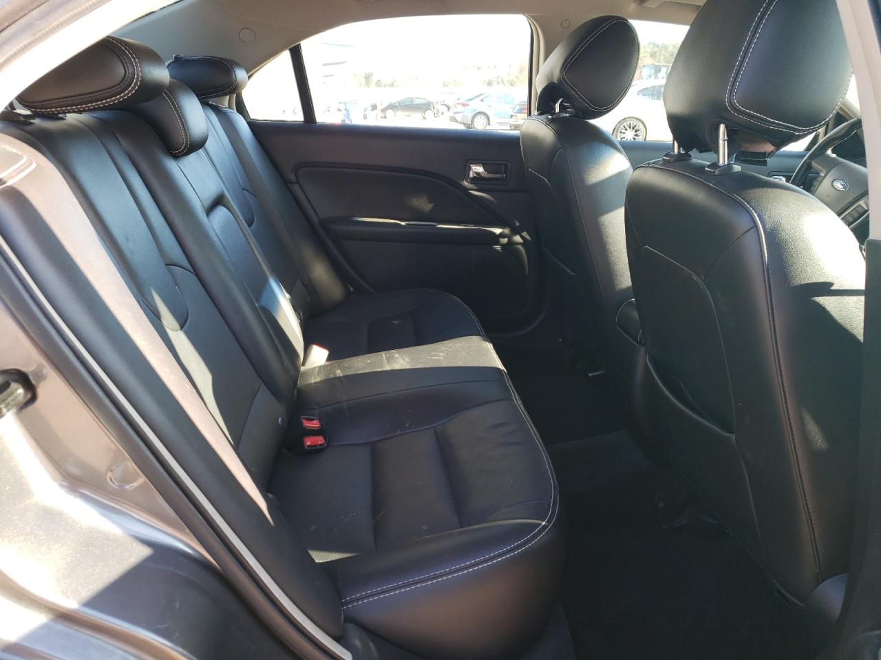 2012 Ford Fusion - Image 10