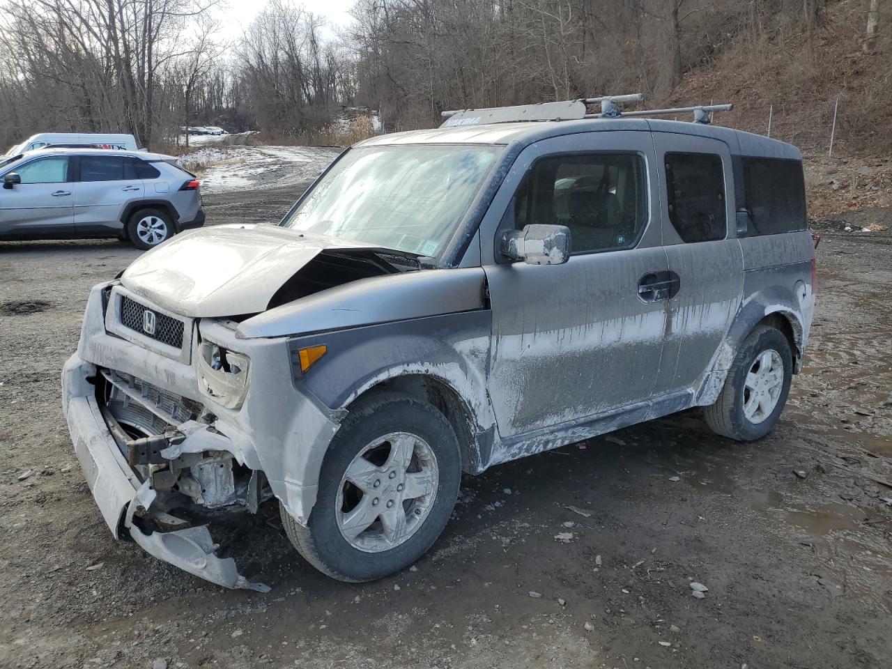 2004 Honda Element - Image 1