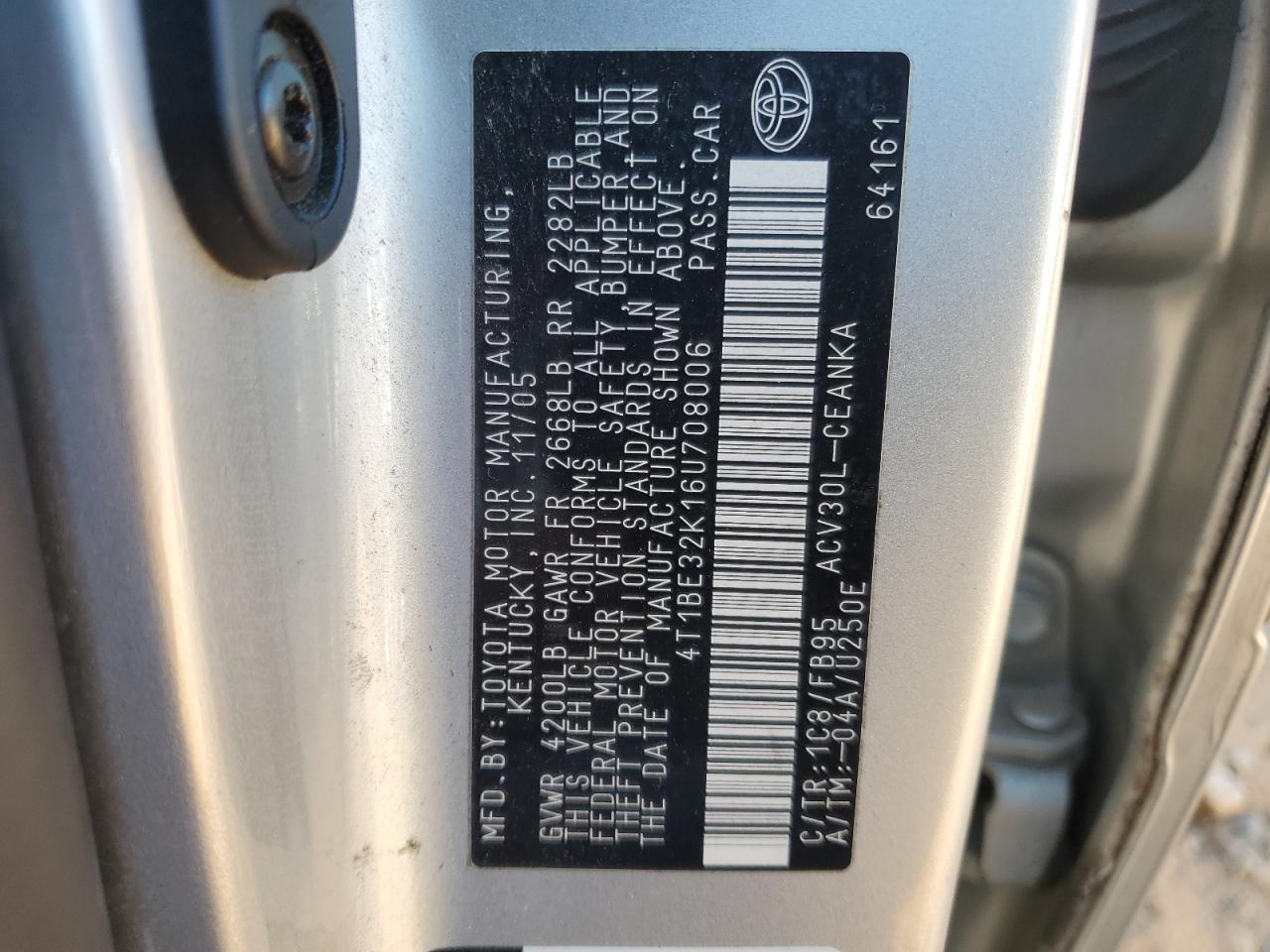 2006 Toyota Camry - Image 12