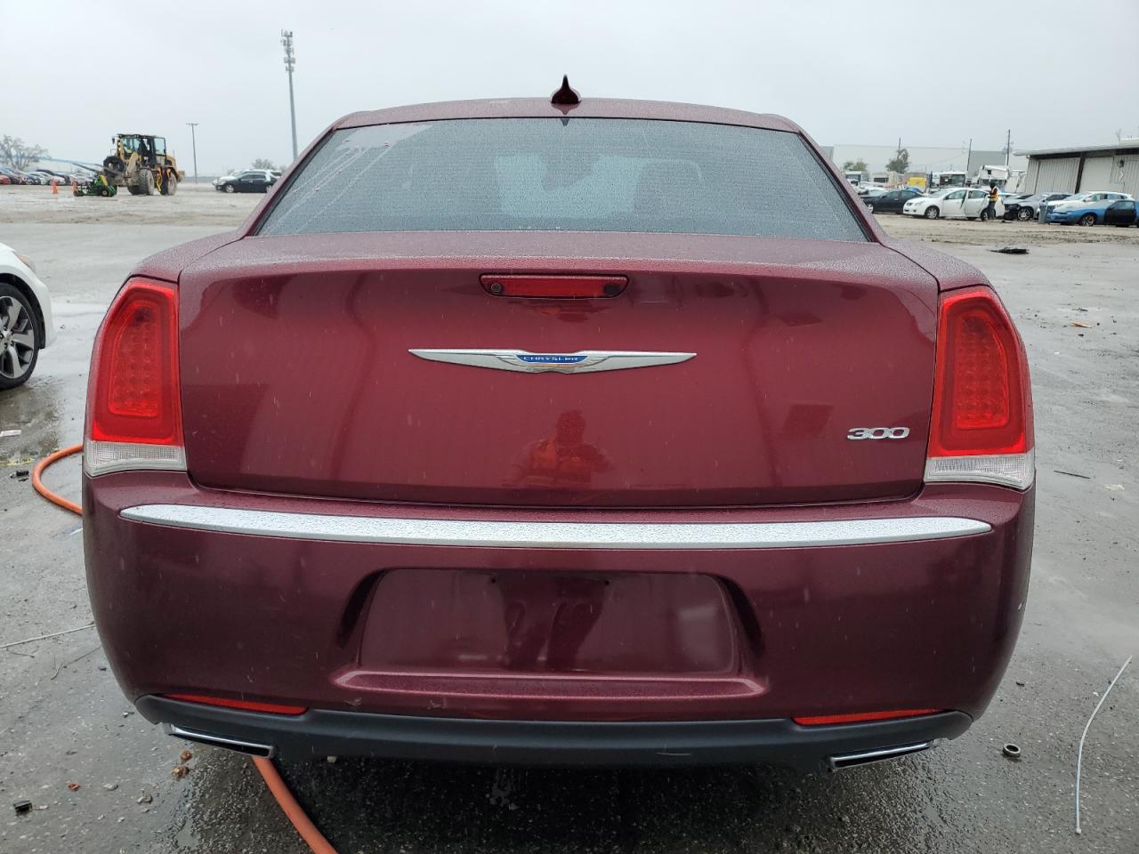 2018 Chrysler 300 - Image 6
