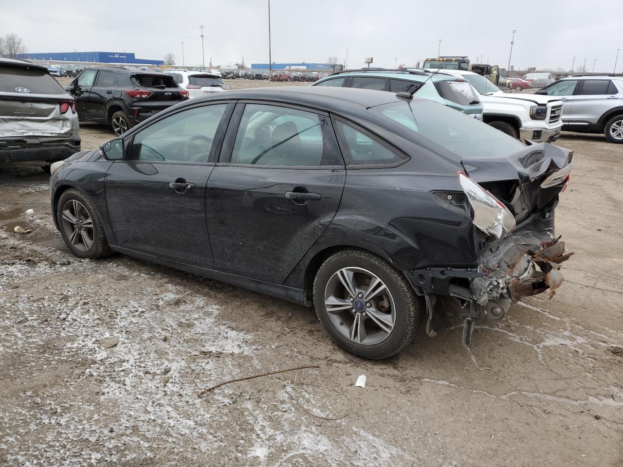 VIN 1FADP3FE8GL302247 2016 FORD FOCUS no.2