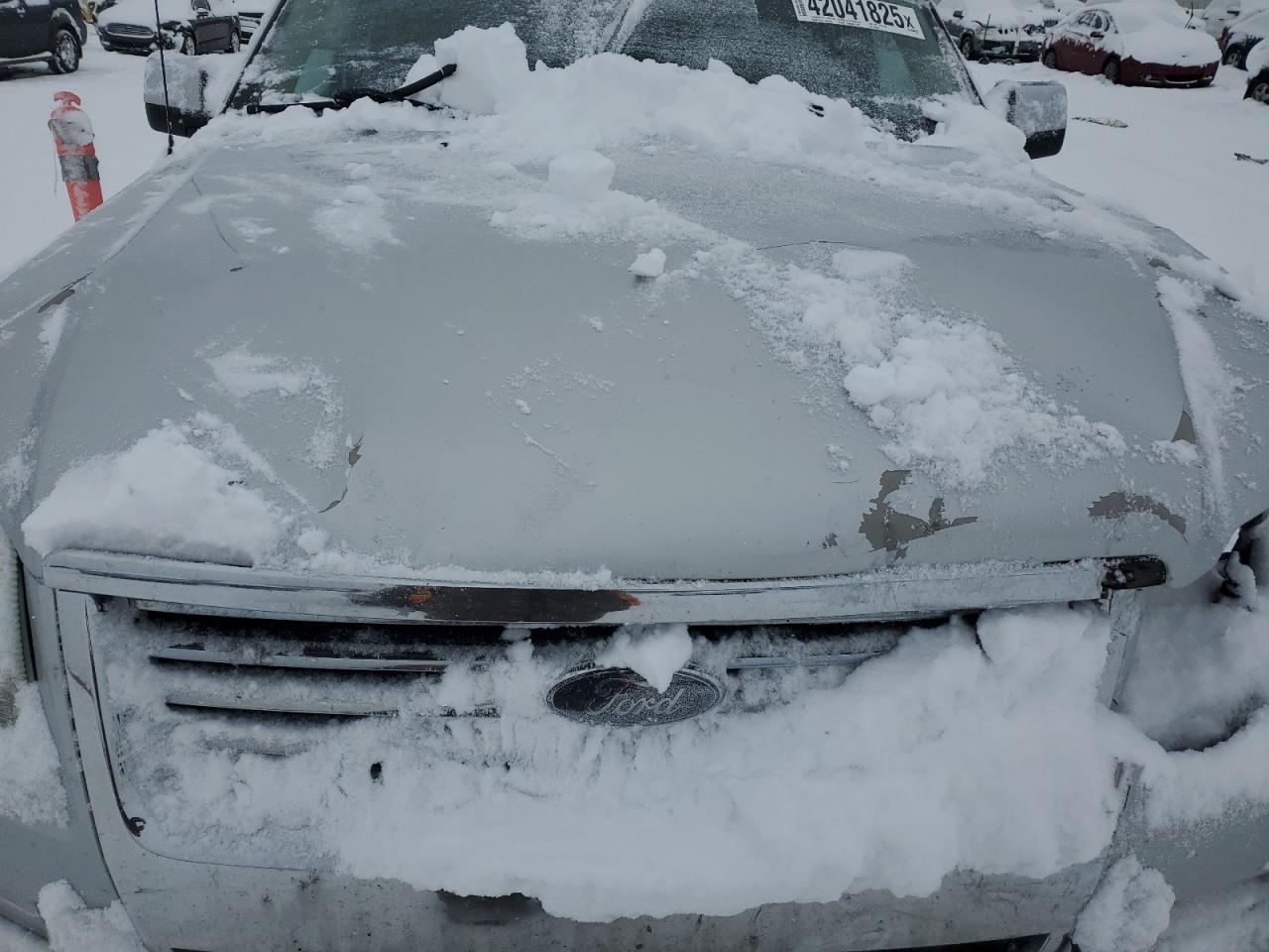 2010 Ford Explorer - Image 14