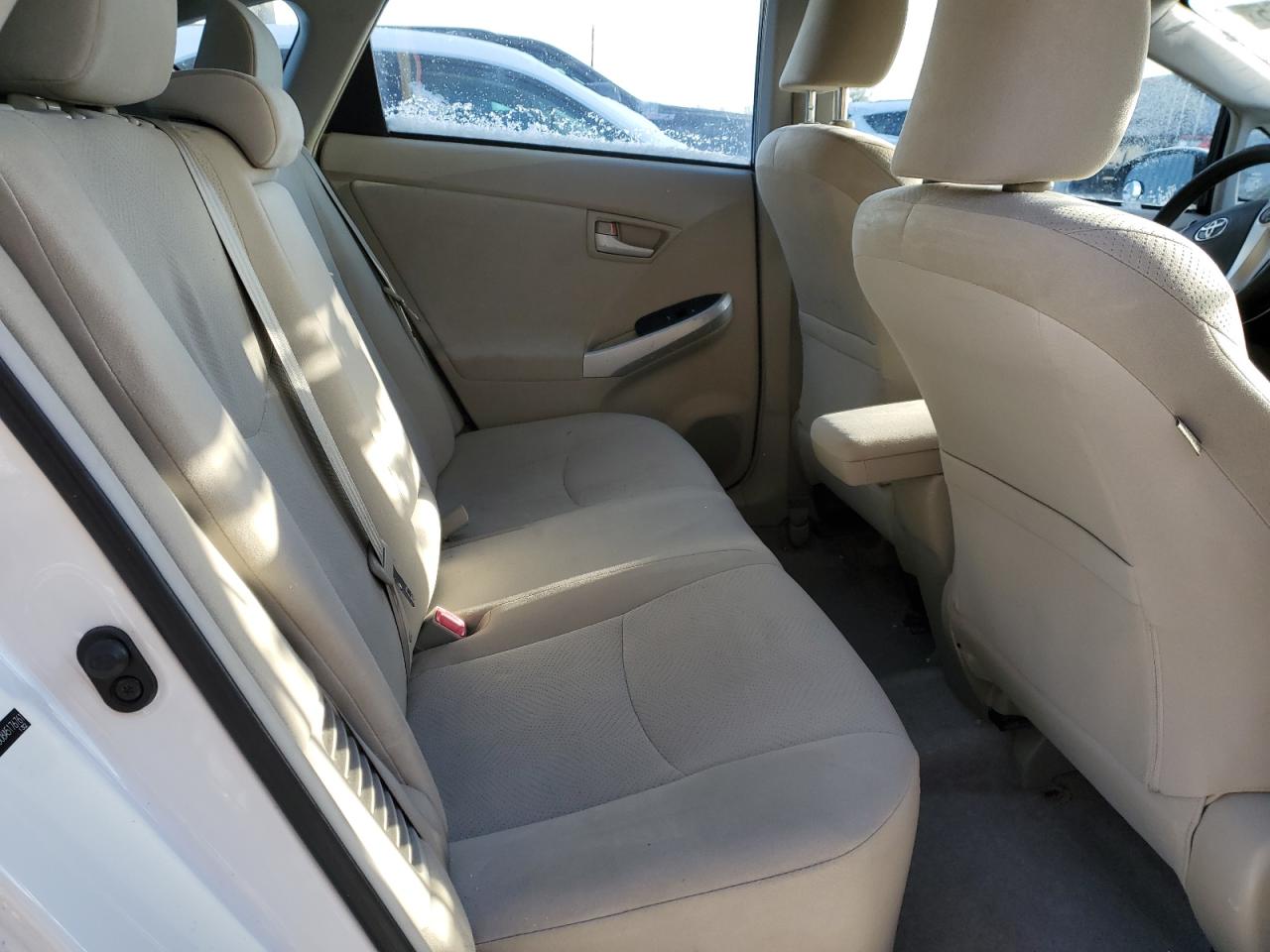 2010 Toyota Prius - Image 10