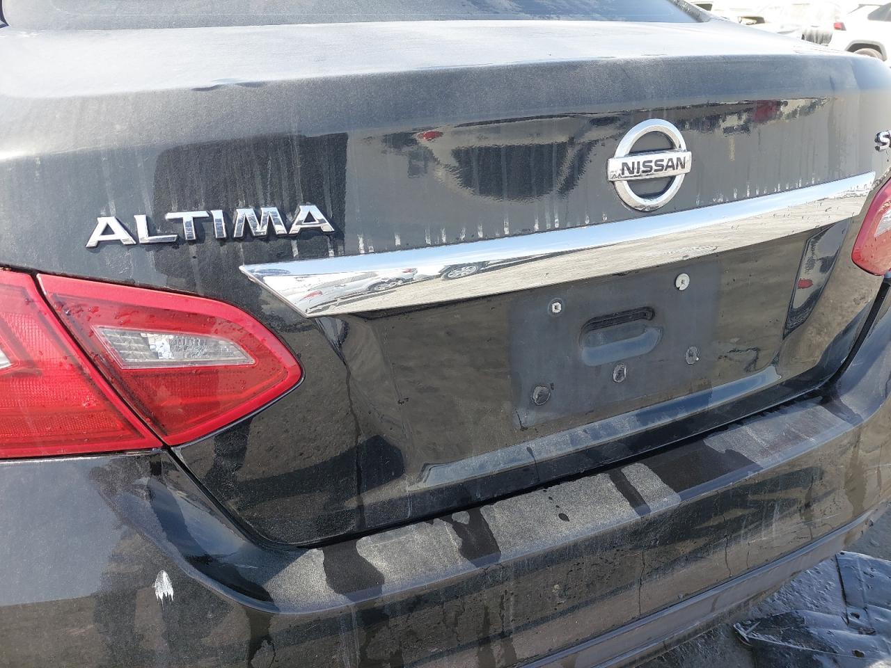 1N4AL3AP8JC216161 - 2018 Nissan Altima 2.5 - #42065975
