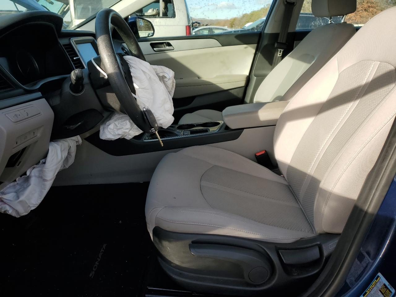 2019 Hyundai Sonata - Image 7