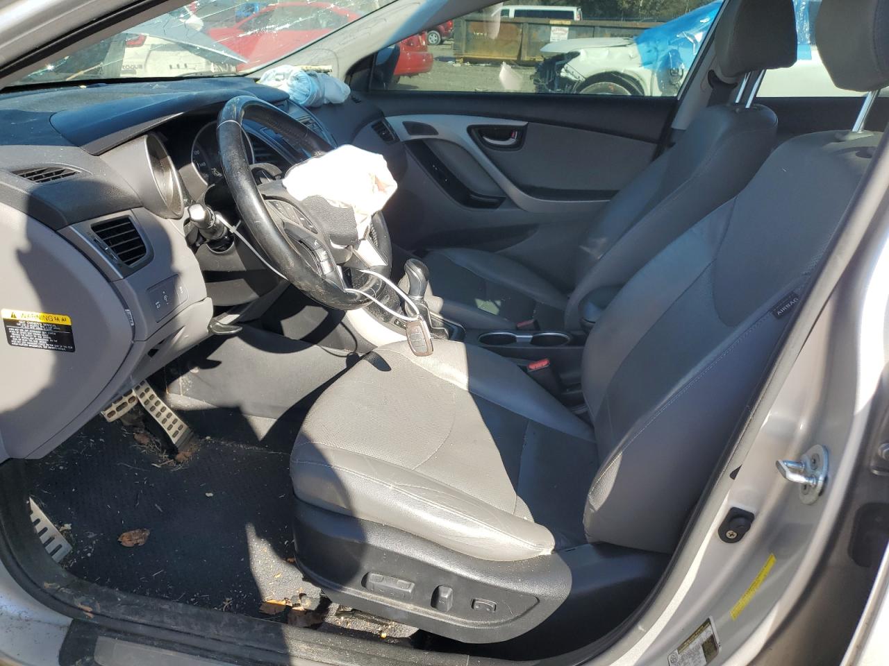 2014 Hyundai Elantra - Image 7