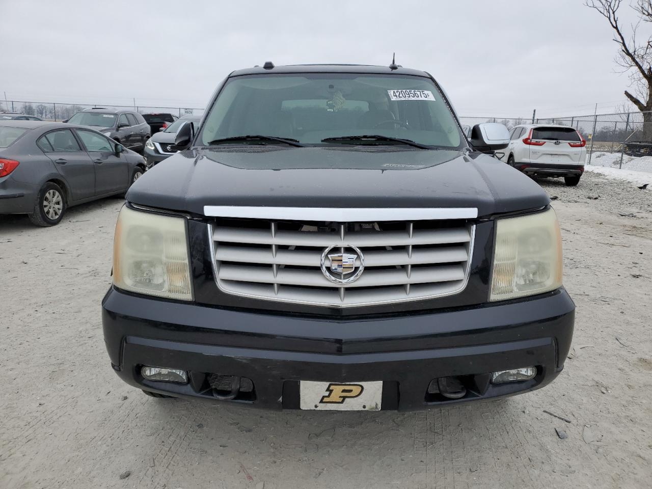 2005 Cadillac Escalade - Image 5