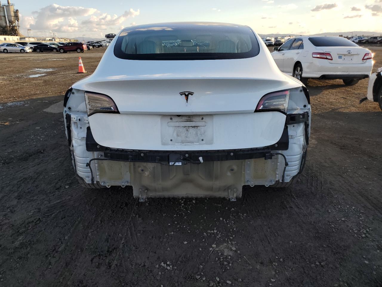 2018 Tesla Model 3 VIN: 5YJ3E1EB5JF096970 Lot: 41865235
